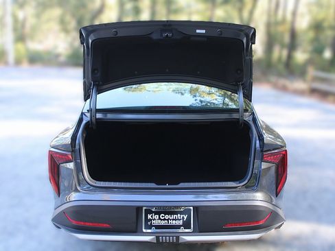 New 2025 Kia K4 LX image 9