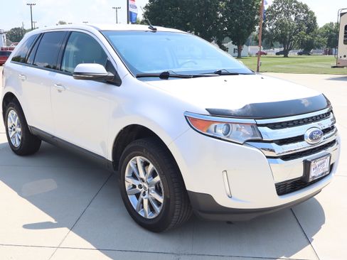 Used 2014 Ford Edge SEL w/ Equipment Group 205A AWD/4WD image 3