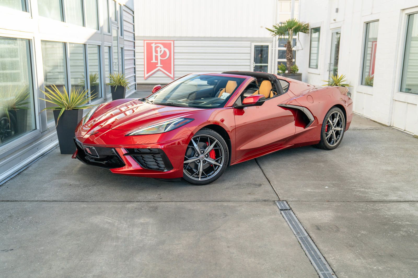 Used 2021 Chevrolet Corvette Stingray Premium Cpe w/ LPO, Roadside Safety Package RWD image 2