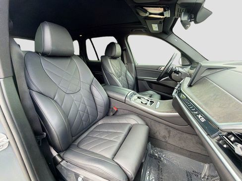 Certified 2025 BMW X5 xDrive50e image 16