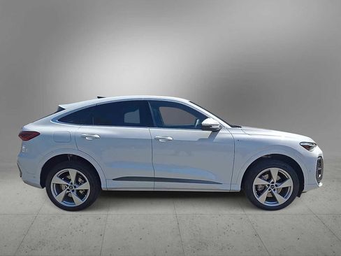 New 2025 Audi Q5 Premium Plus image 5