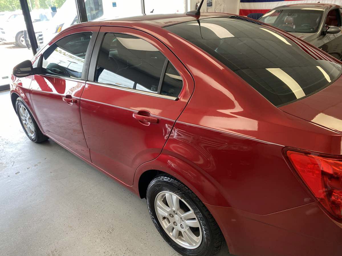 Used 2013 Chevrolet Sonic LT FWD image 5