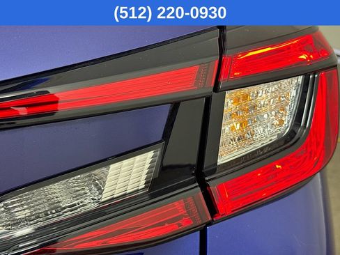 Used 2025 Subaru Crosstrek 2.5i Premium AWD/4WD image 33