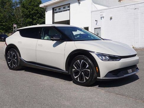 Used 2024 Kia EV6 Wind w/ Wind Technology Package RWD image 56