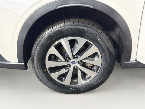 Used 2022 Subaru Outback Premium w/ Popular Package #1 AWD/4WD image 33