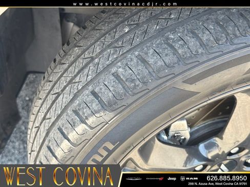 Used 2019 Dodge Journey Crossroad FWD image 18