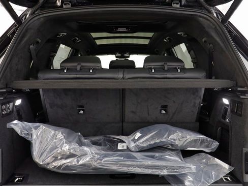 New 2026 BMW X7 xDrive40i w/ M Sport Package AWD/4WD image 19