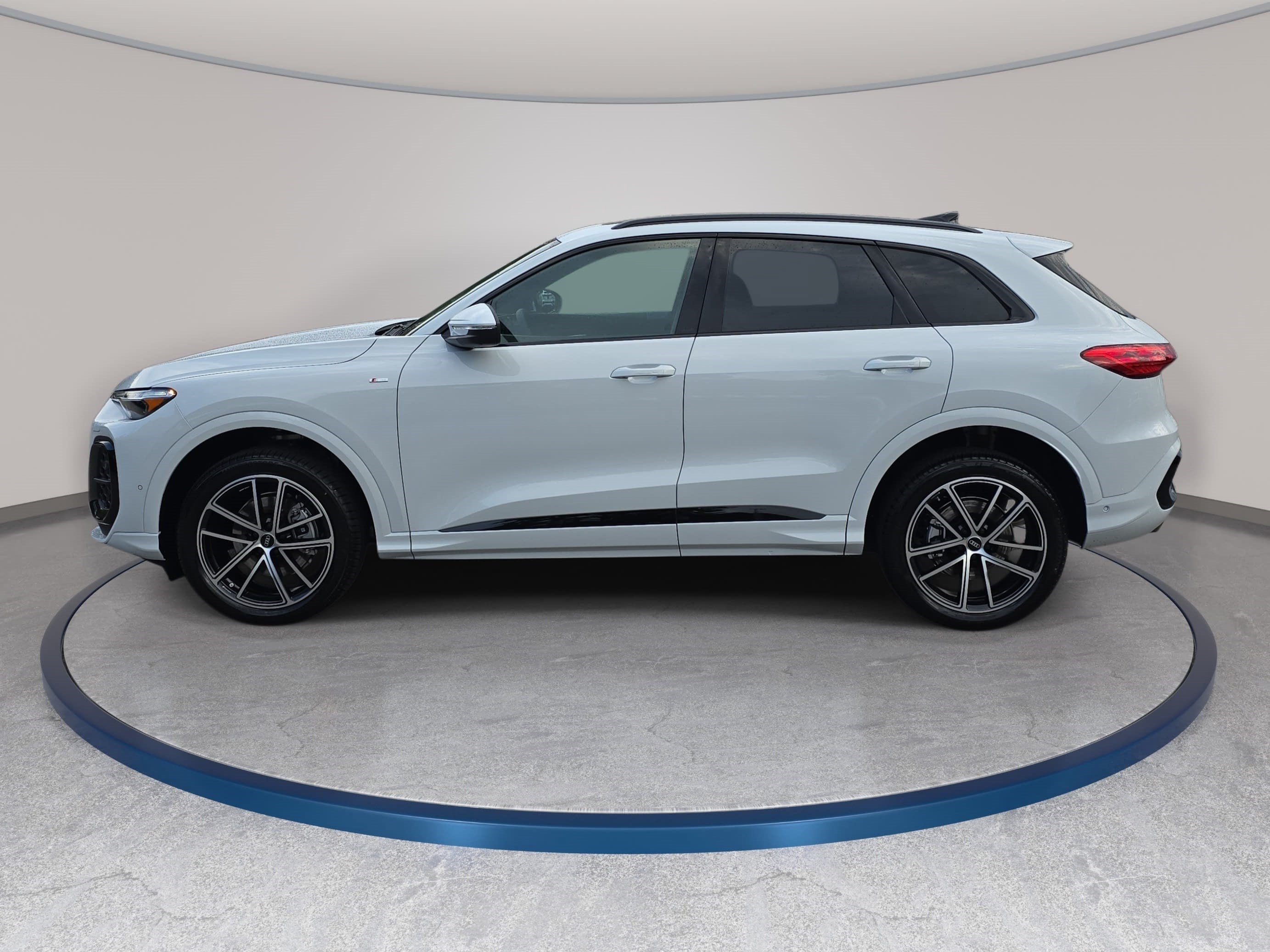 New 2026 Audi Q5 Premium Plus AWD/4WD image 8