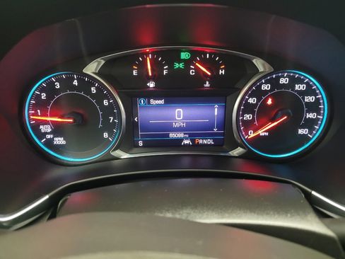 Used 2020 Chevrolet Equinox LT AWD/4WD image 23