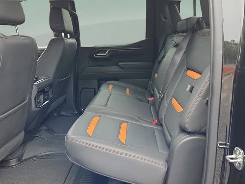 Used 2023 GMC Sierra 1500 AT4 w/ AT4 Premium Package image 11