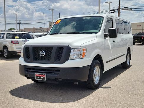 Used 2019 Nissan NV 3500 S RWD image 4