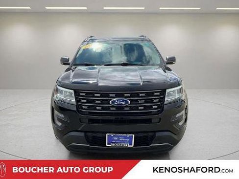 Certified 2017 Ford Explorer XLT w/ Equipment Group 202A FWD image 2