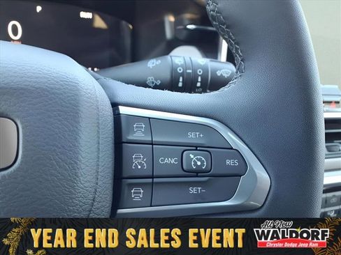 New 2026 Jeep Compass Limited image 18