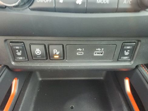 Used 2026 Nissan Frontier PRO-4X AWD/4WD image 31