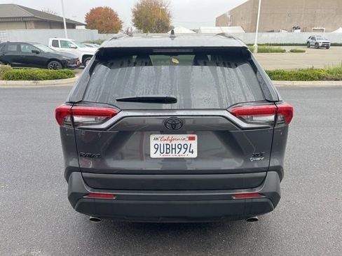 Used 2025 Toyota RAV4 XLE image 6