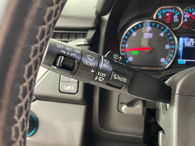 Used 2019 Chevrolet Suburban LT AWD/4WD image 13
