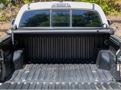 Used 2017 Toyota Tacoma SR w/ Tow Package AWD/4WD image 35