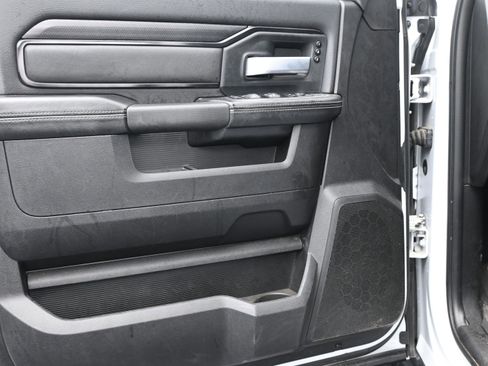 Used 2024 RAM 2500 Rebel AWD/4WD image 14
