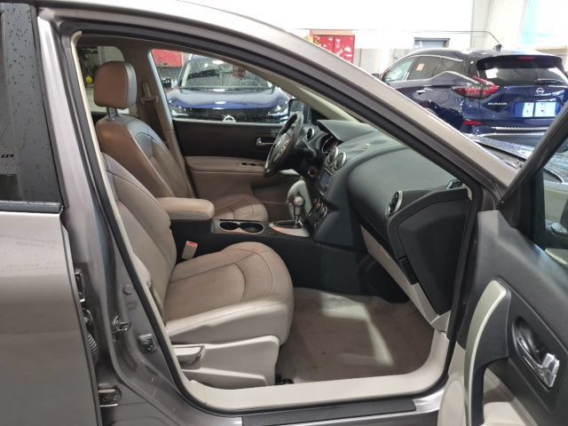 Used 2011 Nissan Rogue SV w/ SL Pkg AWD/4WD image 11
