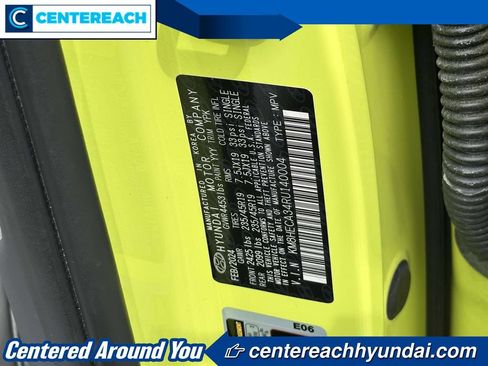 Used 2024 Hyundai Kona Limited AWD/4WD image 18