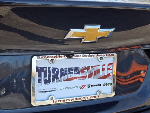 Used 2023 Chevrolet Malibu LT image 16