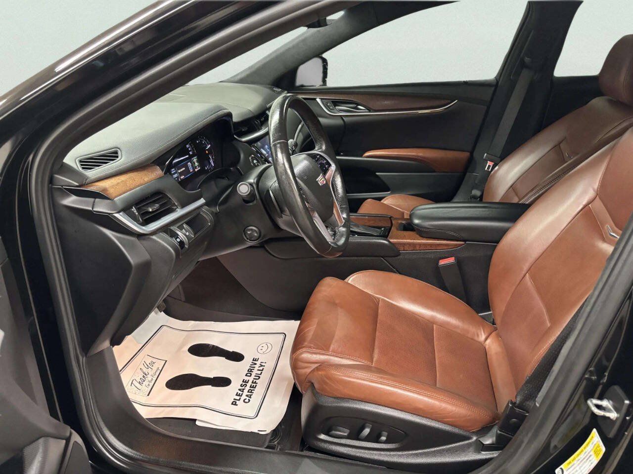 Used 2017 Cadillac XTS Luxury w/ Driver Awareness Package AWD/4WD image 14