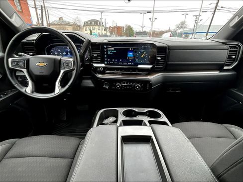 Used 2024 Chevrolet Silverado 1500 LT image 21