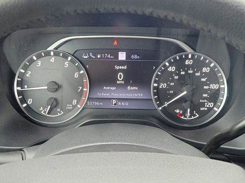 Used 2021 Nissan Titan SV w/ SV Convenience Package image 24