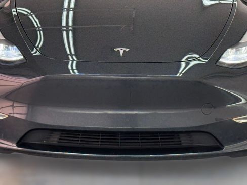 Used 2024 Tesla Model Y Performance AWD/4WD image 16