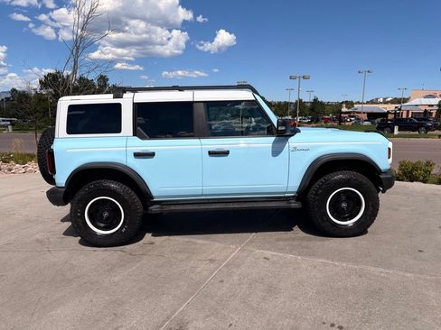 Used 2023 Ford Bronco Heritage Edition AWD/4WD image 9