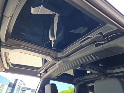 New 2025 GMC Hummer EV 2X w/ Extreme Off-Road Package image 29