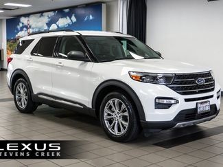 Used 2022 Ford Explorer XLT w/ Equipment Group 202A image 1