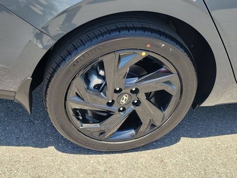 New 2026 Hyundai Elantra Sport FWD image 28
