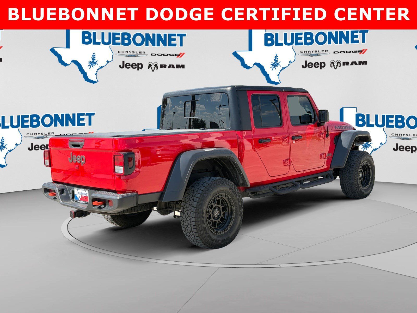 Used 2023 Jeep Gladiator Mojave w/ Cold Weather Group AWD/4WD image 5