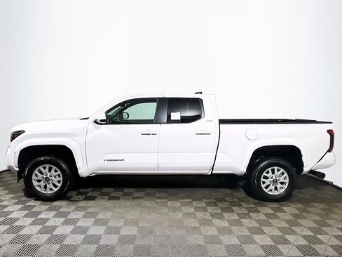 New 2026 Toyota Tacoma SR5 image 5
