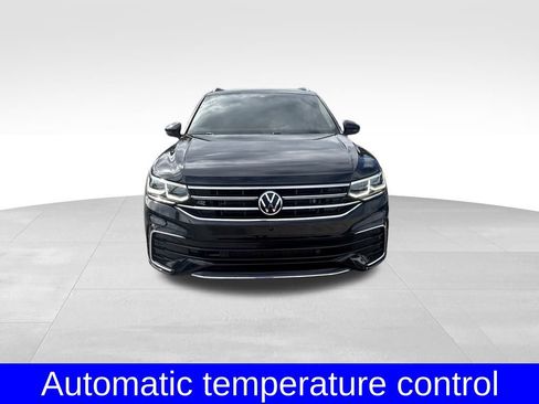 Used 2023 Volkswagen Tiguan SEL R-Line image 9