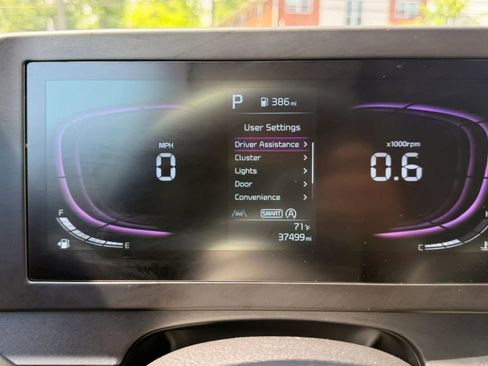 Used 2025 Kia Sportage LX FWD image 21