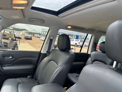 Used 2018 INFINITI QX80 2WD w/ Driver Assistance Package image 23