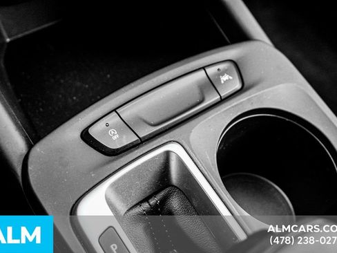 Used 2025 Chevrolet Trax LS image 39