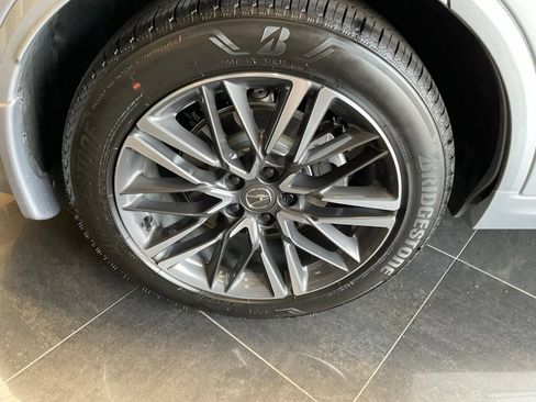 Certified 2026 Acura MDX SH-AWD w/ Advance Package image 8