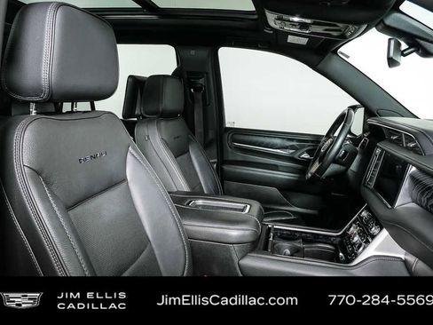Used 2021 GMC Yukon Denali image 25