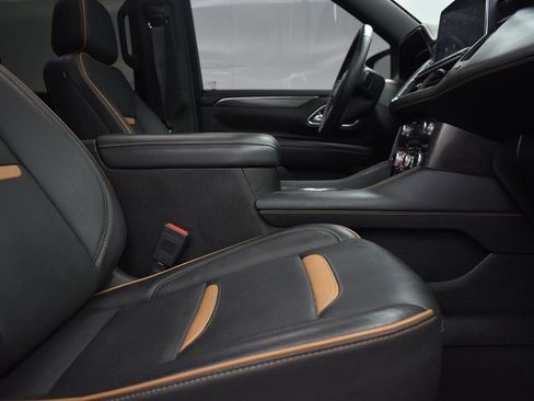Used 2024 GMC Yukon AT4 image 25