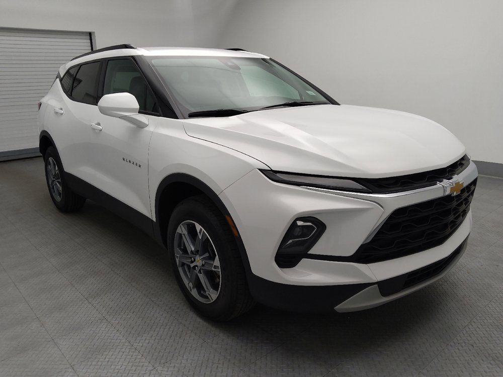 Used 2024 Chevrolet Blazer LT w/ Convenience Package FWD image 13