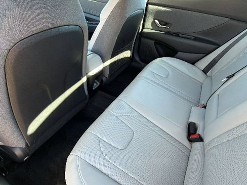 Used 2024 Hyundai Elantra Limited FWD image 24