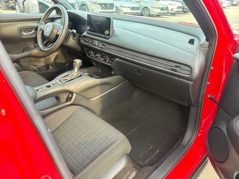 Certified 2023 Honda HR-V Sport image 24