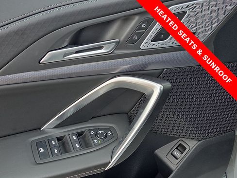 Used 2025 BMW X2 M35i AWD/4WD image 13