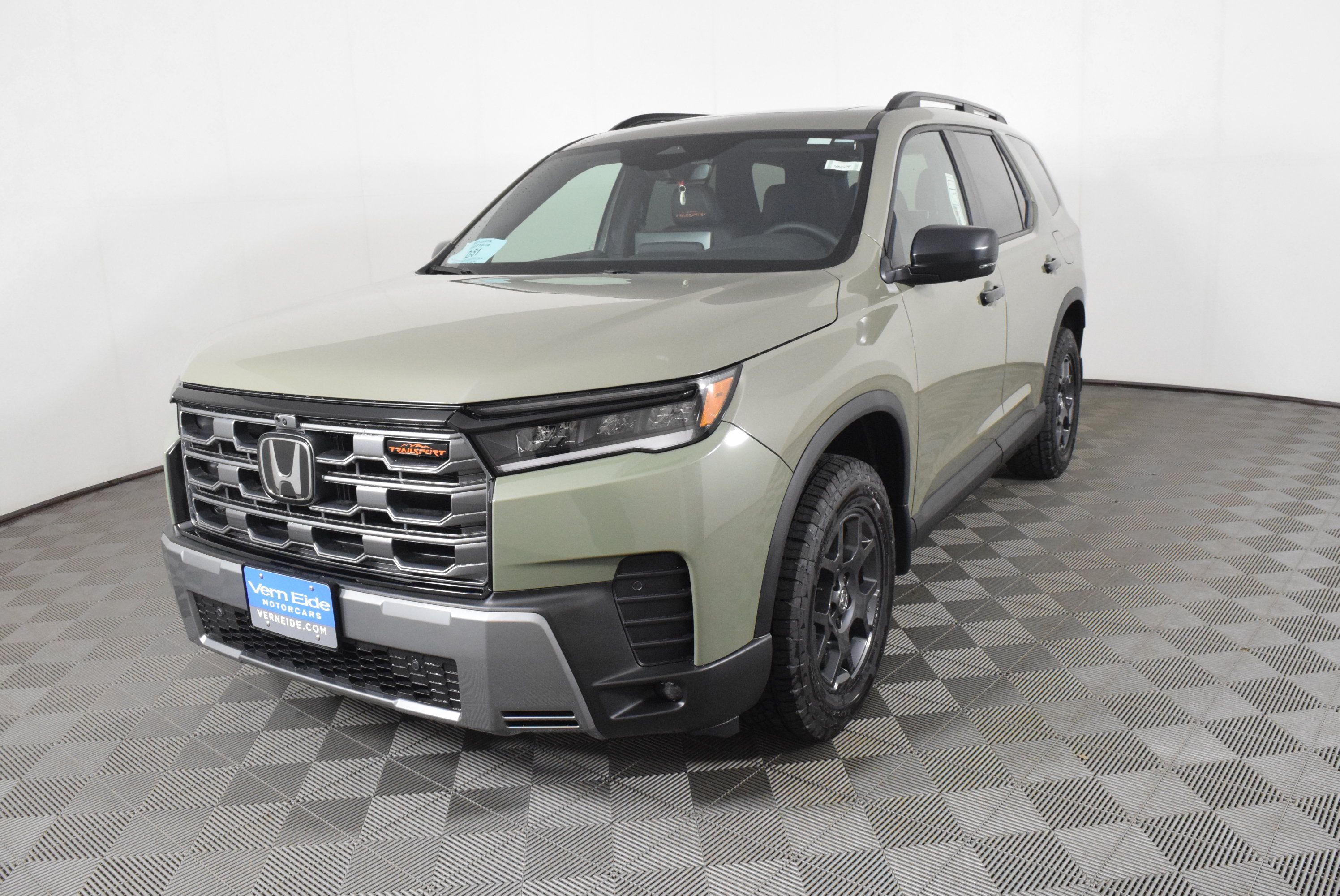 New 2026 Honda Pilot TrailSport image 10