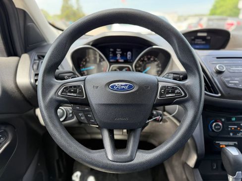 Used 2017 Ford Escape SE AWD/4WD image 24