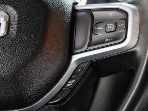 Used 2024 RAM 2500 Big Horn AWD/4WD image 15