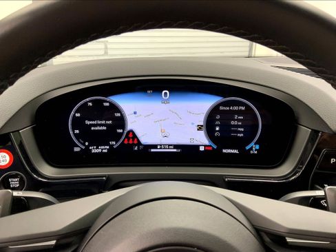 Used 2025 Porsche Cayenne image 24